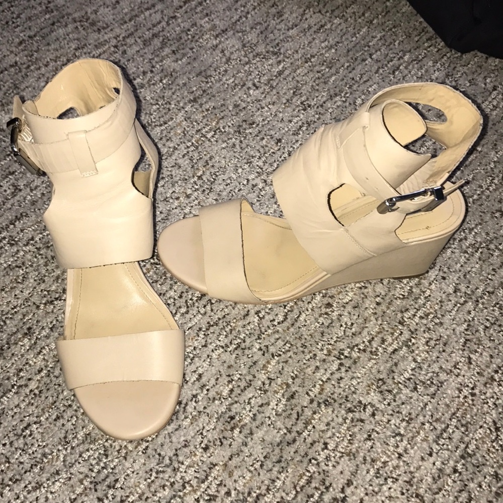 BCBG platforms